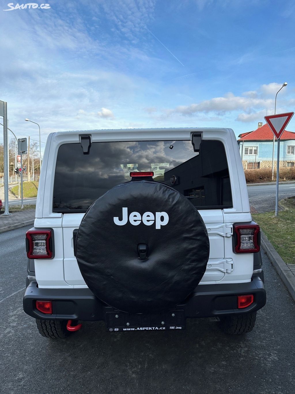 Jeep Wrangler, 2.0T Rubicon Unlimited - fotka 3