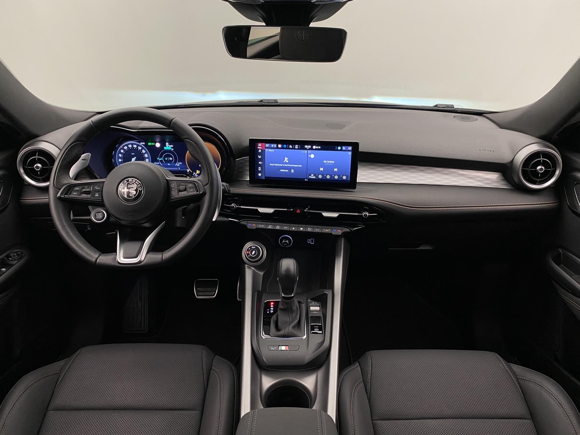 Alfa Romeo Tonale, VELOCE 1.5T HYBRID AUT - fotka 2