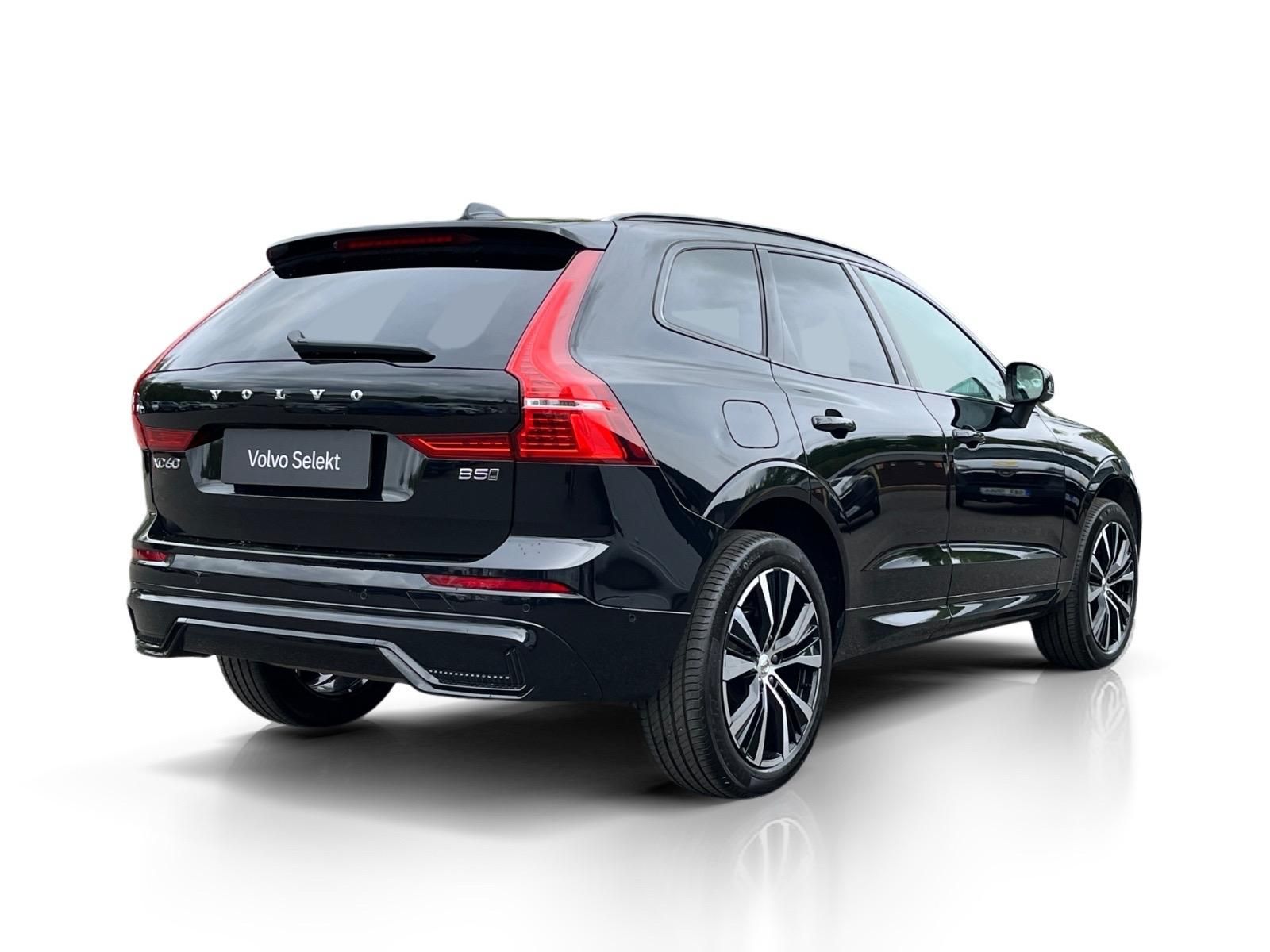 Volvo XC60, B5 AWD Plus dark vent. + kola - fotka 6