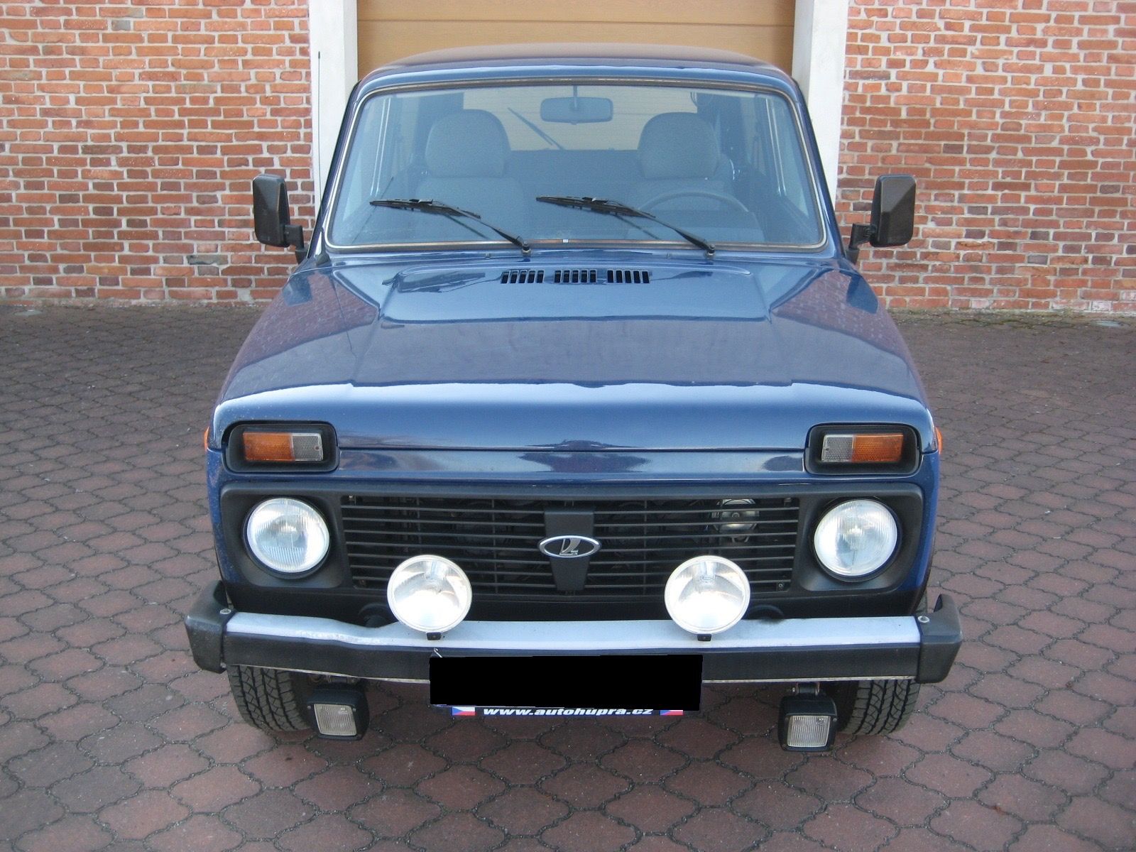 Lada Niva, 1,7i 4x4 tažné zař. 77000KM - fotka 2