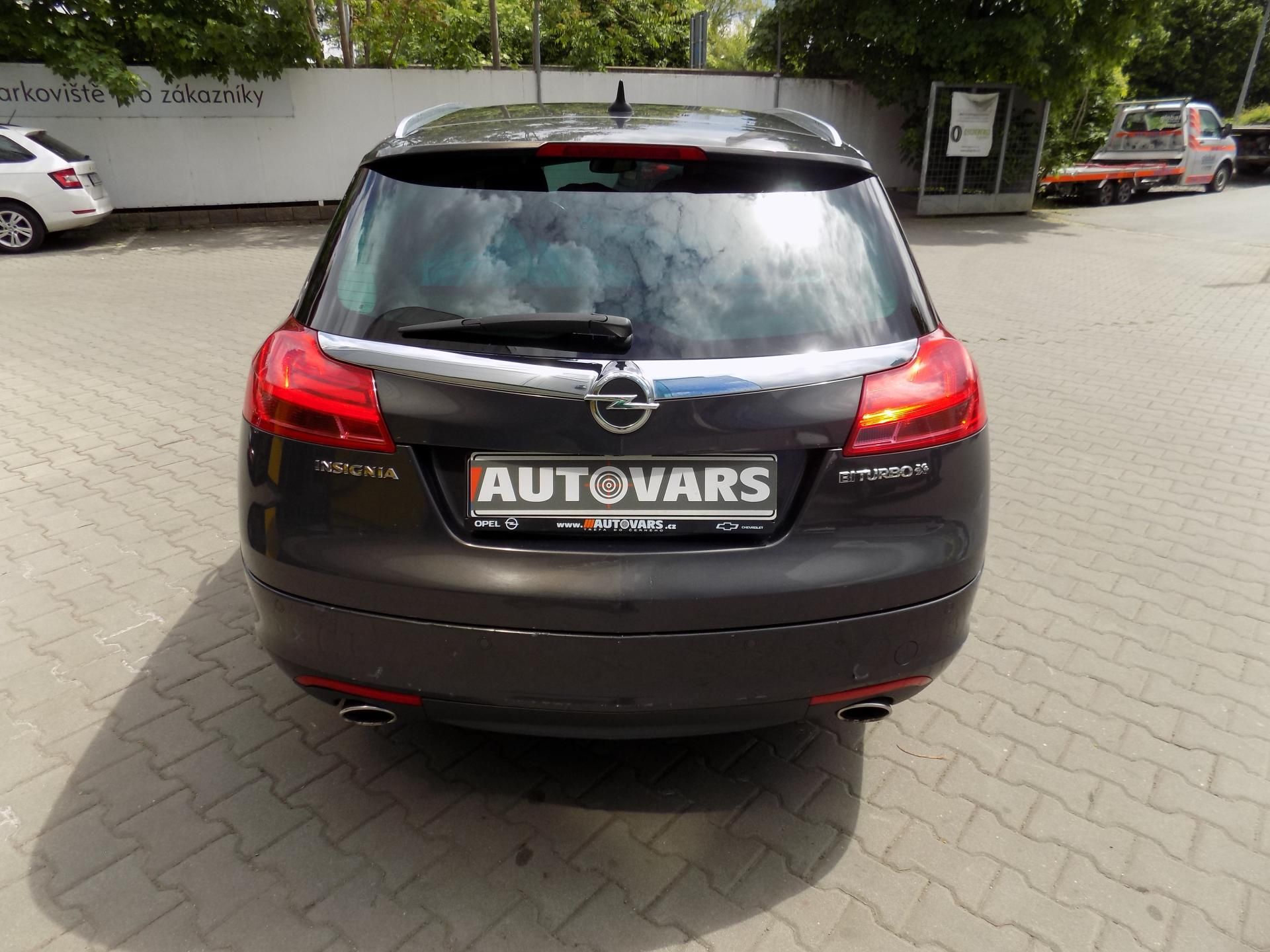 Opel Insignia, 2.0 CDTi 4x4 BI Turbo Původ ČR - fotka 6