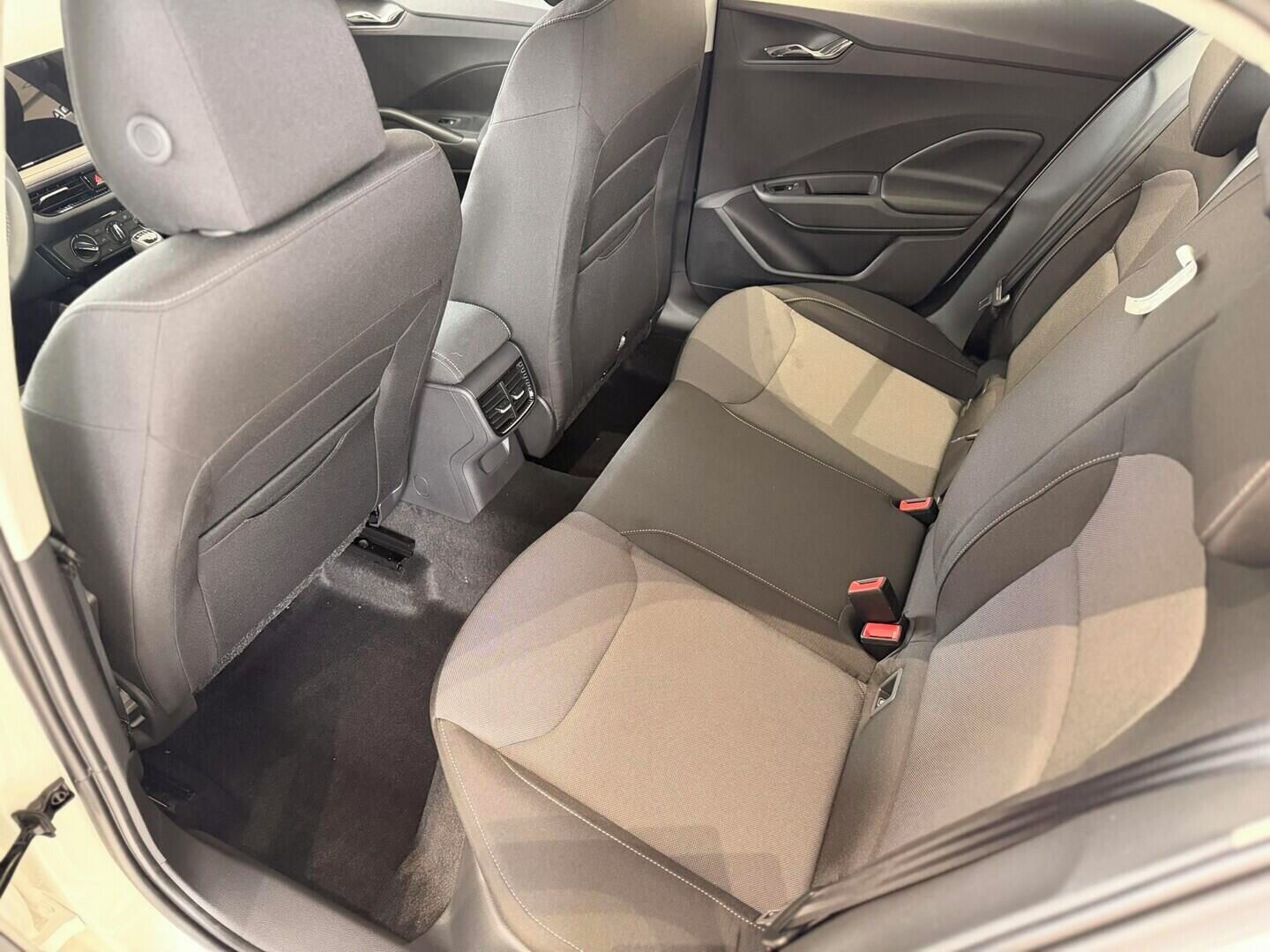 Škoda Fabia, Selection 1.0 MPI 59 kW - fotka 6