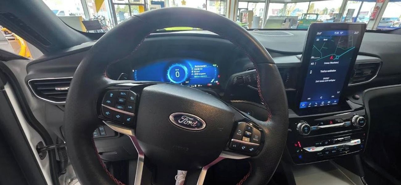 Ford Explorer, 3.0 EcoBoost Plug-in Hybrid ST - fotka 4