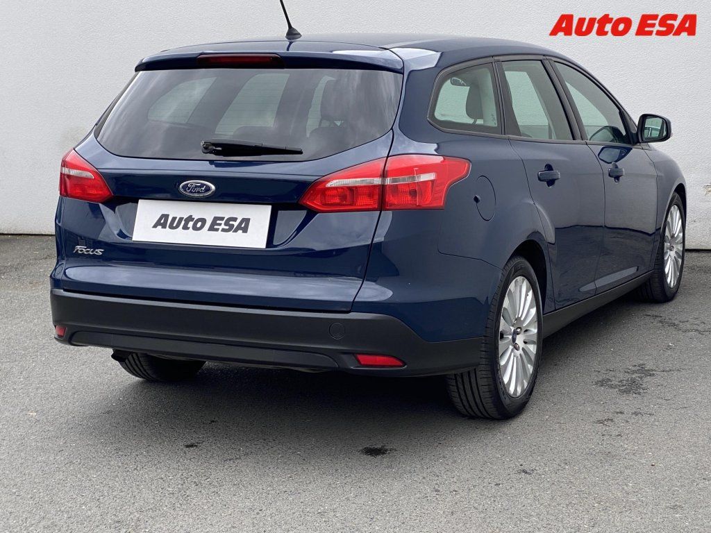 Ford Focus, 1.5 - fotka 4
