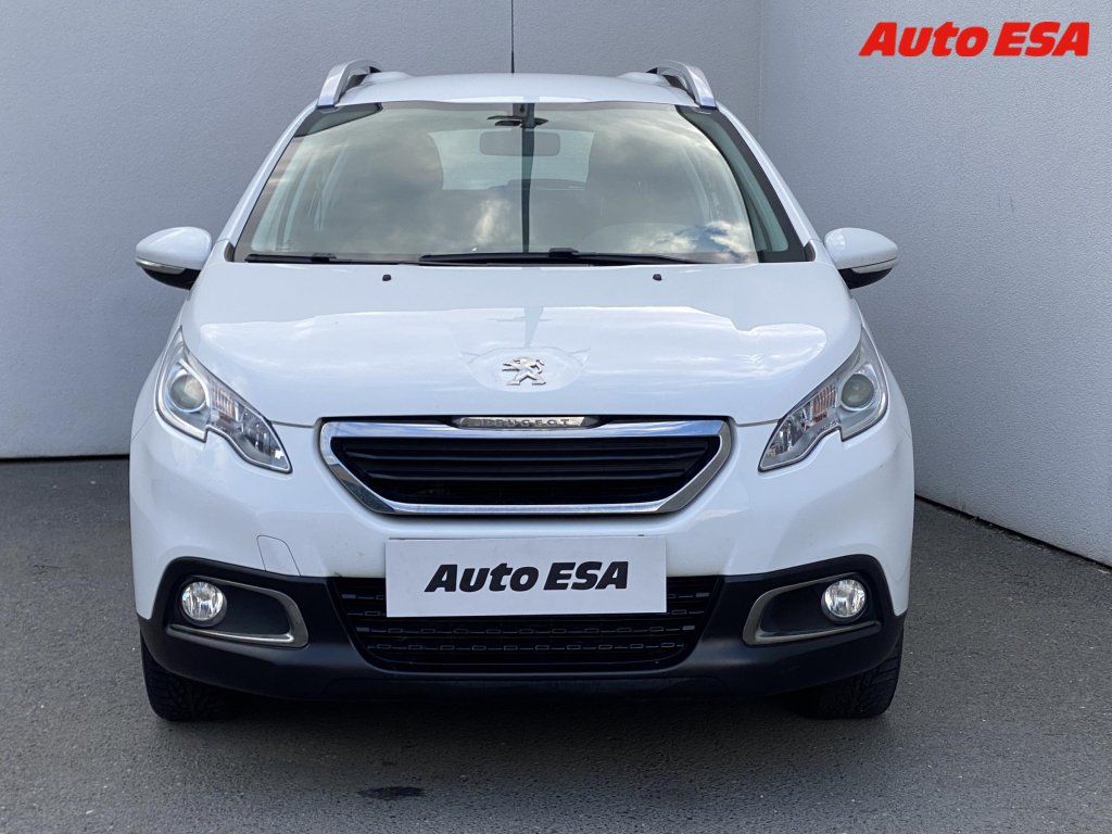 Peugeot 2008, 1.2i,1.maj,ČR,autoAC - fotka 2