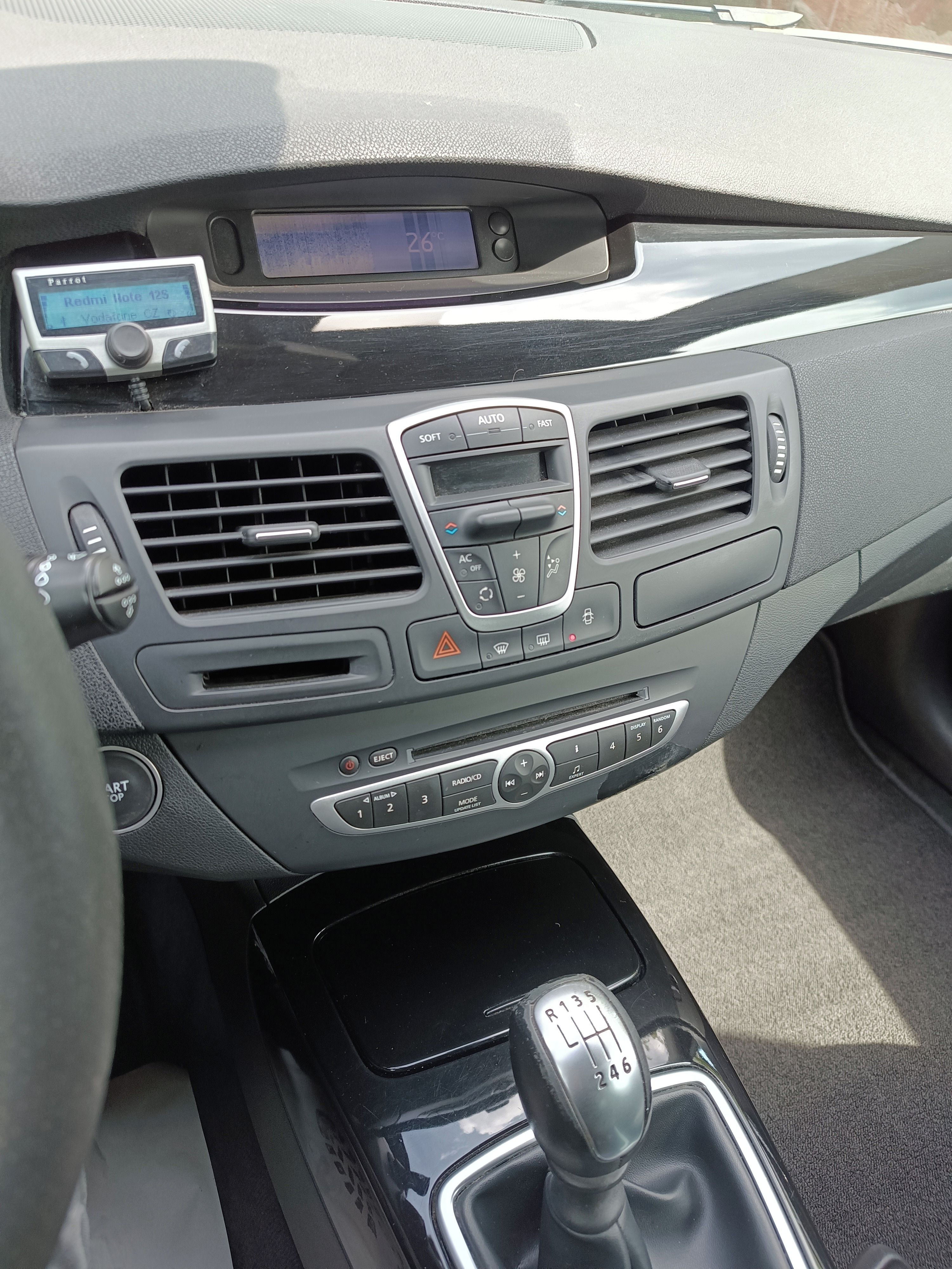 Renault Laguna, 2.0 dCI, 110kW, 177 860 km - fotka 2