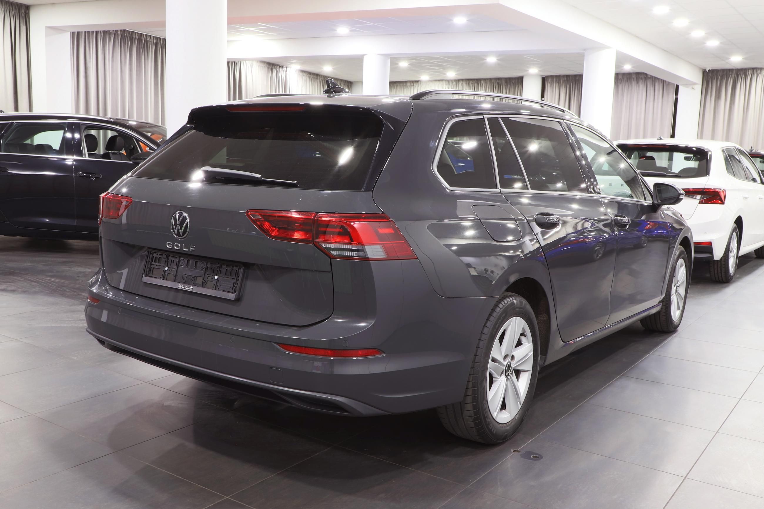 Volkswagen Golf Variant, 2.0 TDI 110kW DSG / ALU 16'' - fotka 3