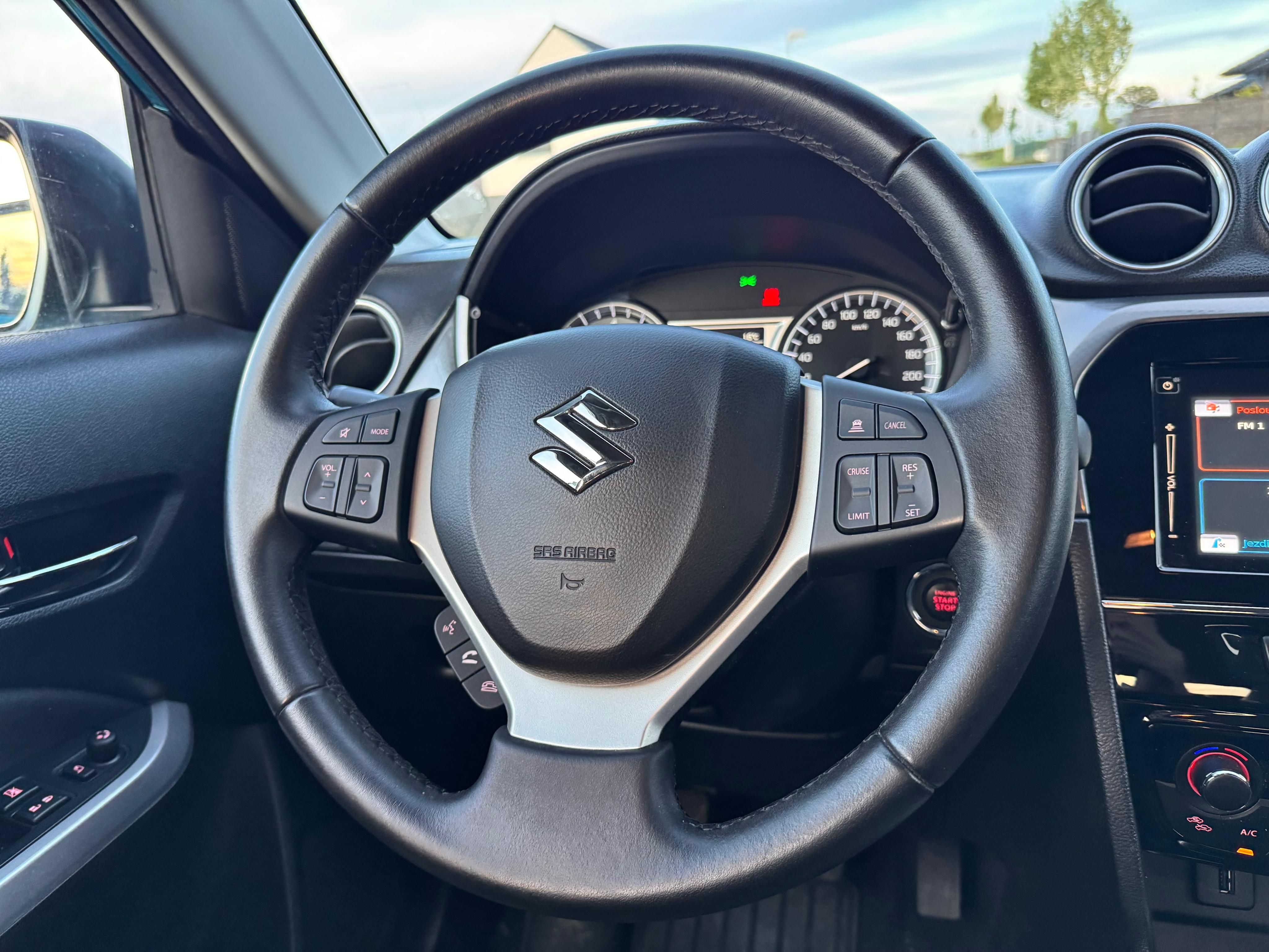 Suzuki Vitara, Exclusive,kamera,kůže&alcantar - fotka 6