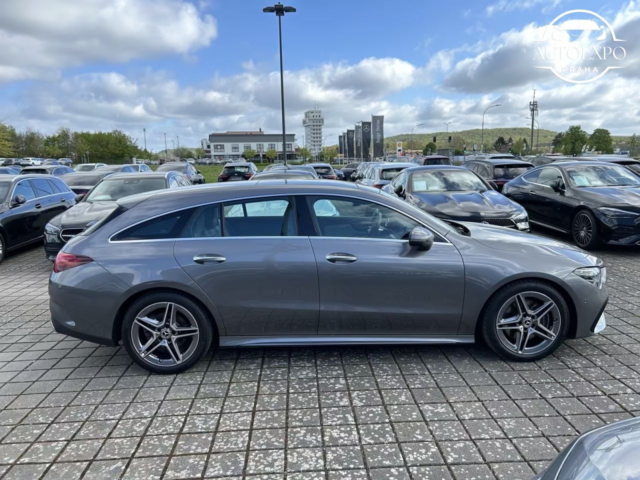Mercedes-Benz CLA, CLA 200 AMG - fotka 4