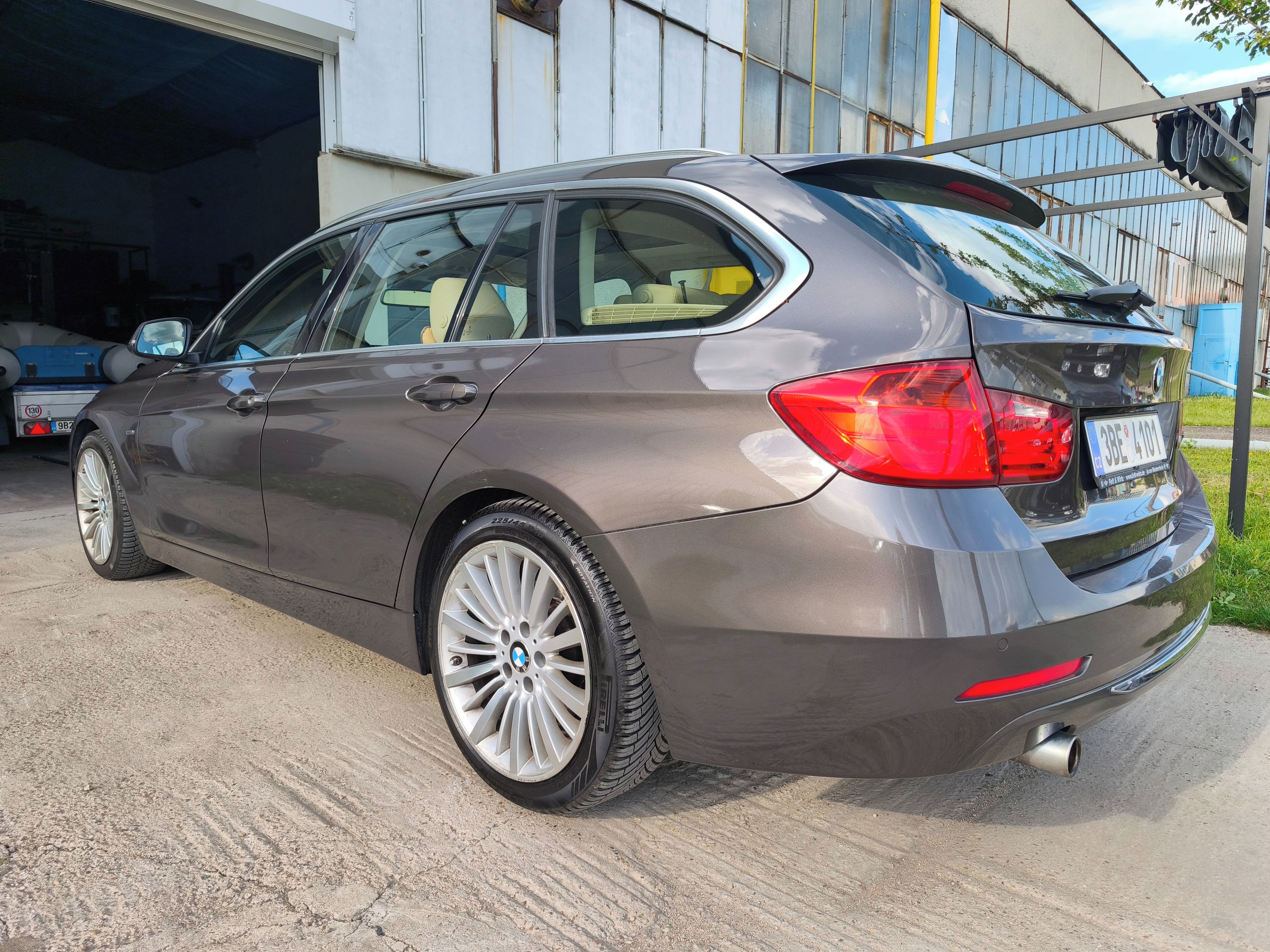 BMW Řada 3, 320d BMW Luxury , TOP stav - fotka 3