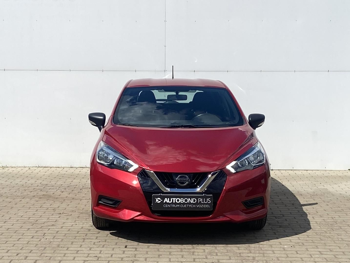 Nissan Micra, 1.0 i 52 kW Visia - fotka 4