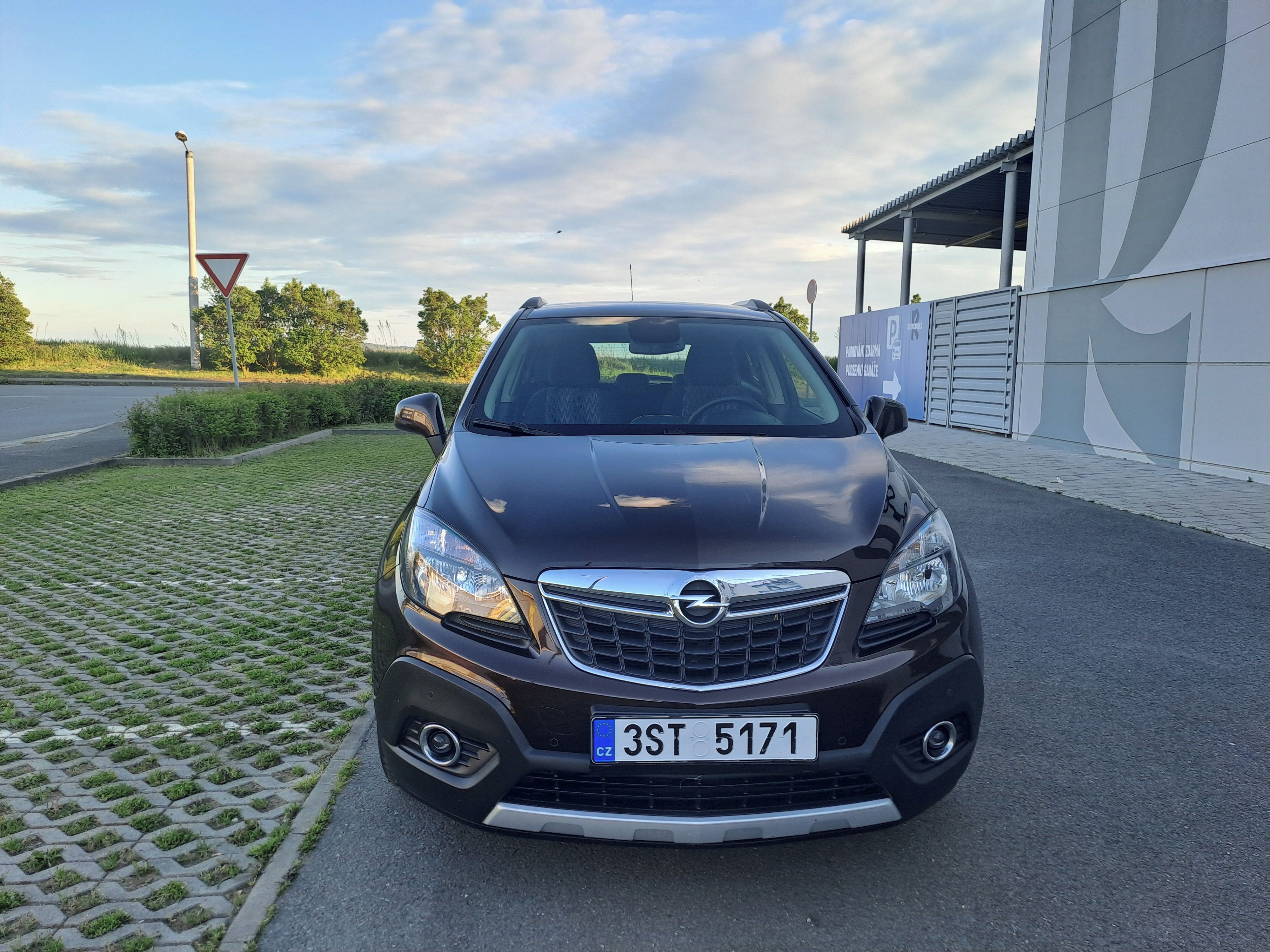 Opel Mokka, 1.4T 2.MAJ EXTRA PĚKNÉ 79283KM - fotka 2