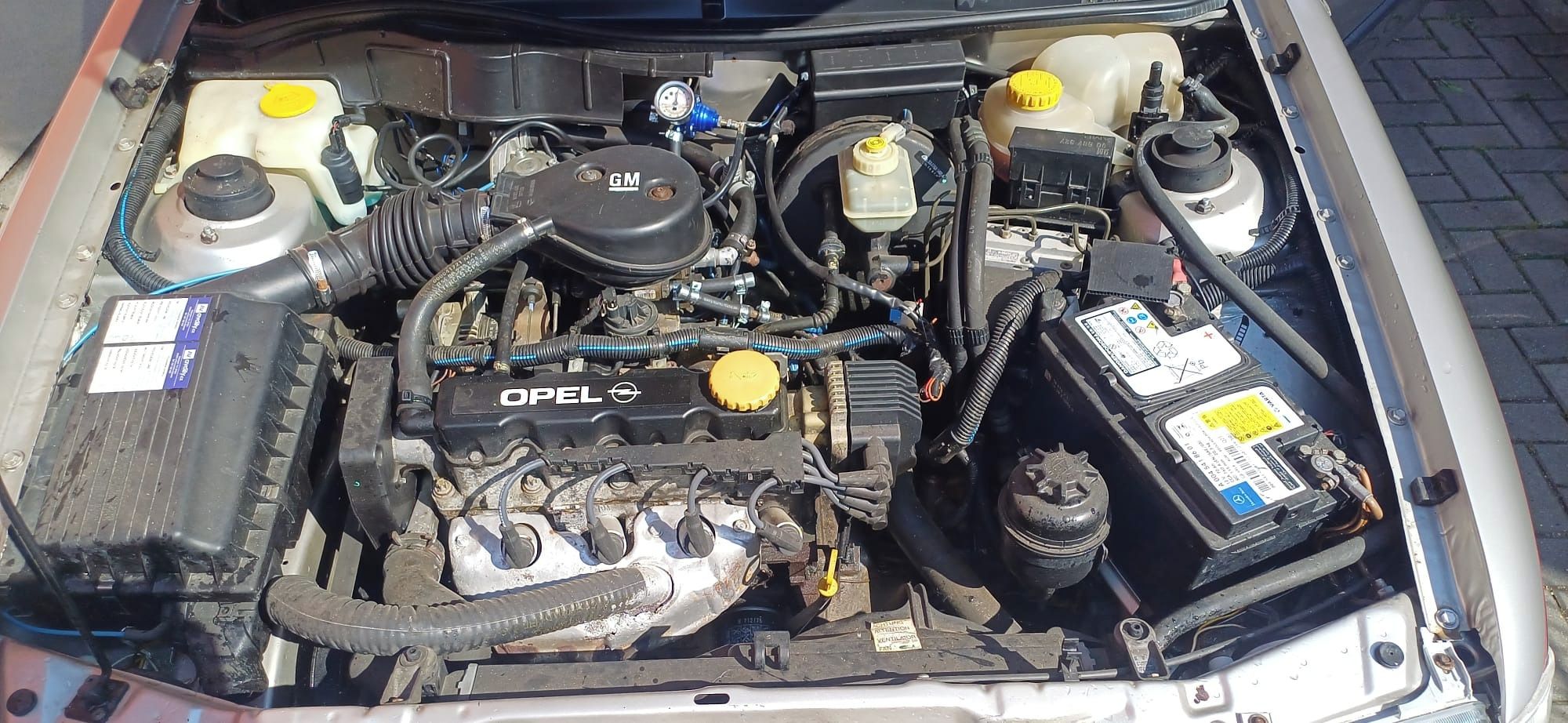 Opel Astra, 1.6i Kabriolet BERTONE