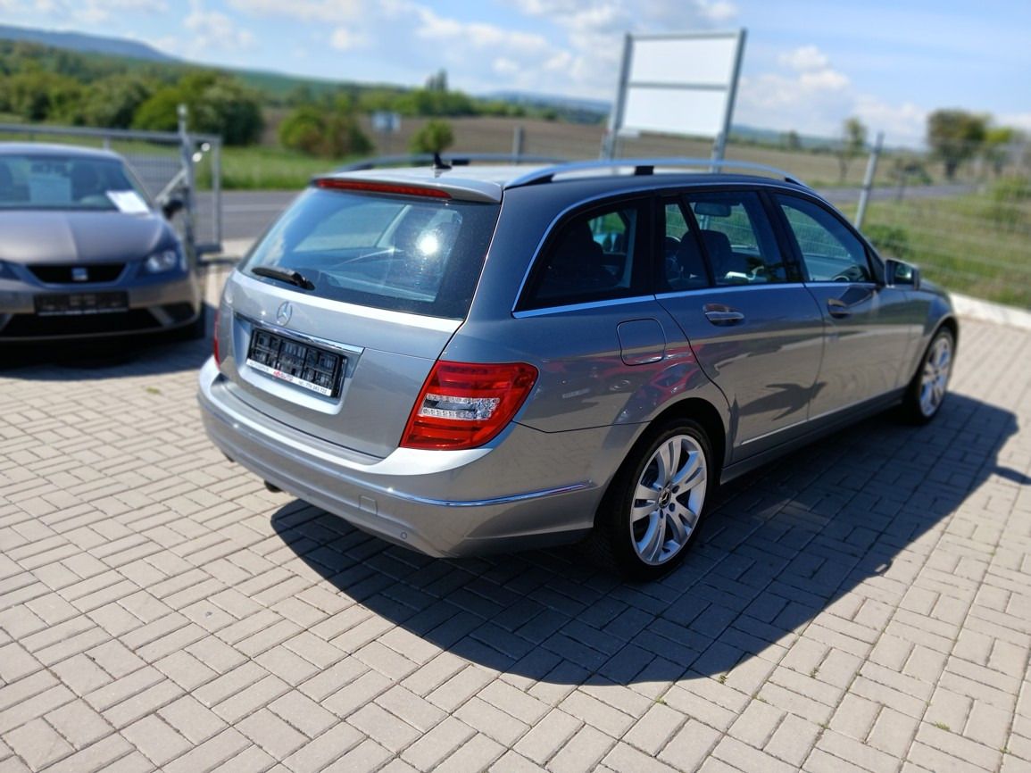 Mercedes-Benz Třídy C, C 180 2,2 CDI Avantgarde - fotka 5