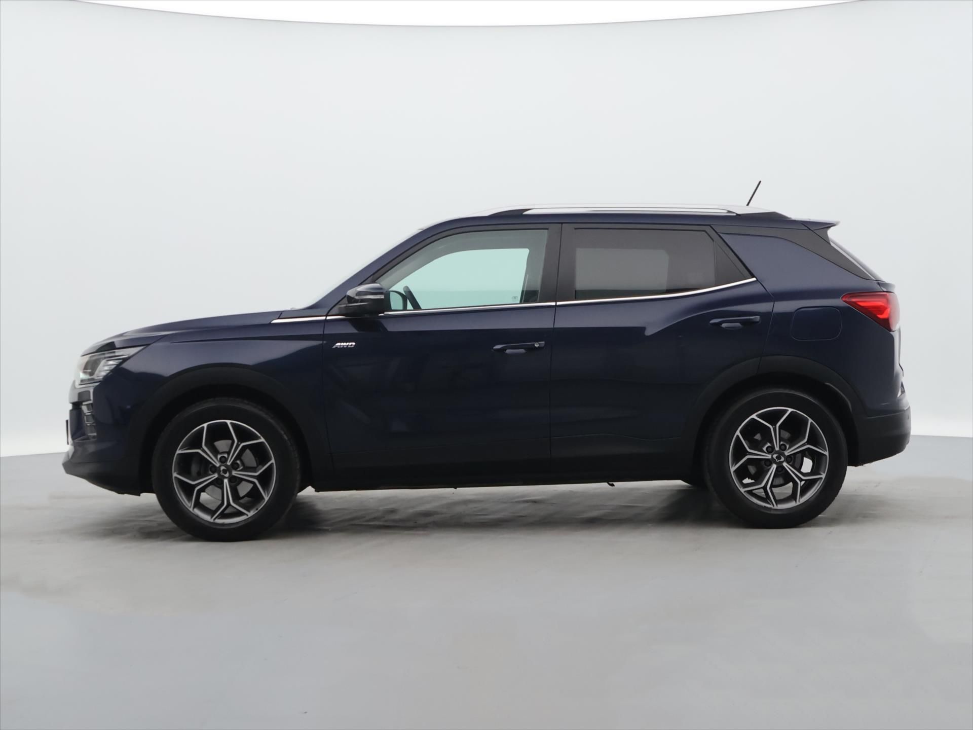 SsangYong Korando, 1,5 TGDi 120kW Aut. AWD CZ - fotka 4