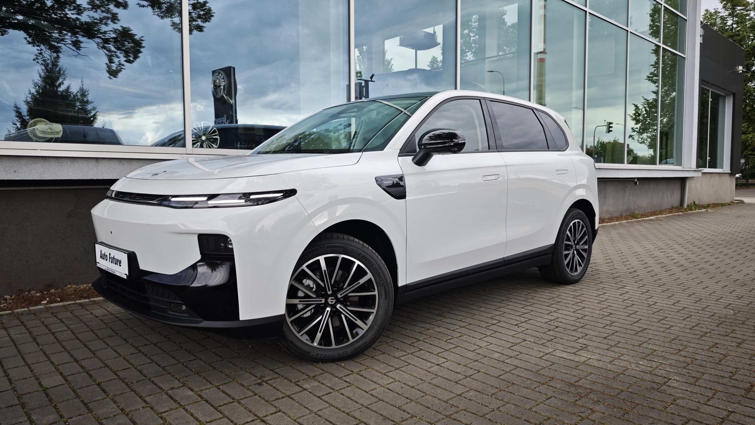 Leapmotor B10, Design 67kW - fotka 2