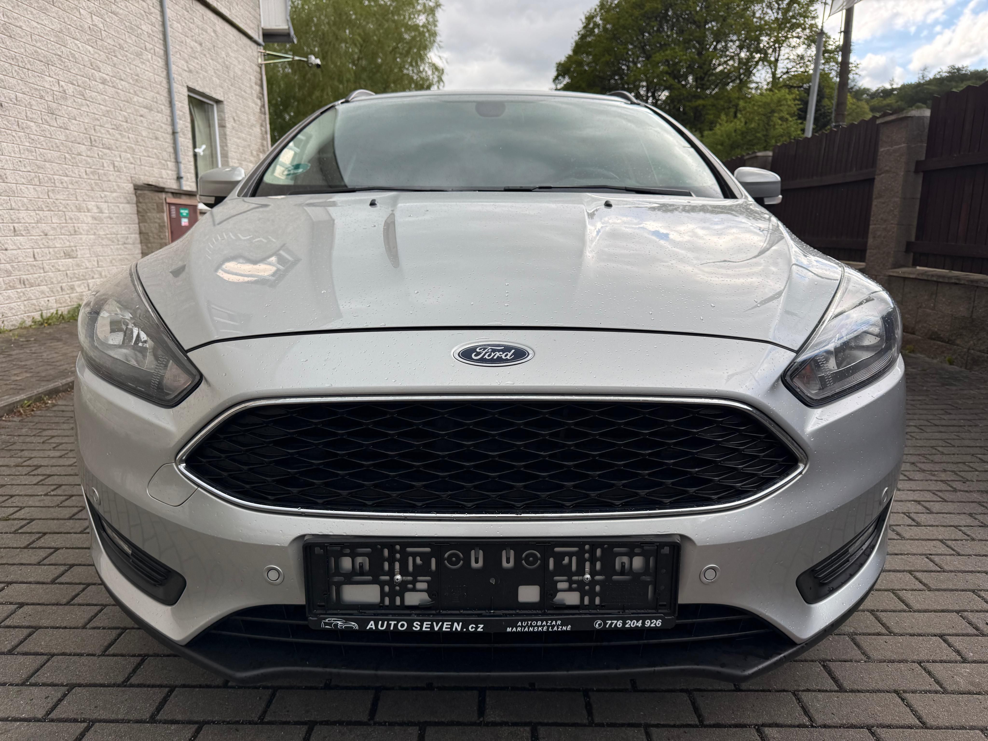 Ford Focus, 1,5i 110kW TOURNIER COOL&CONN - fotka 6