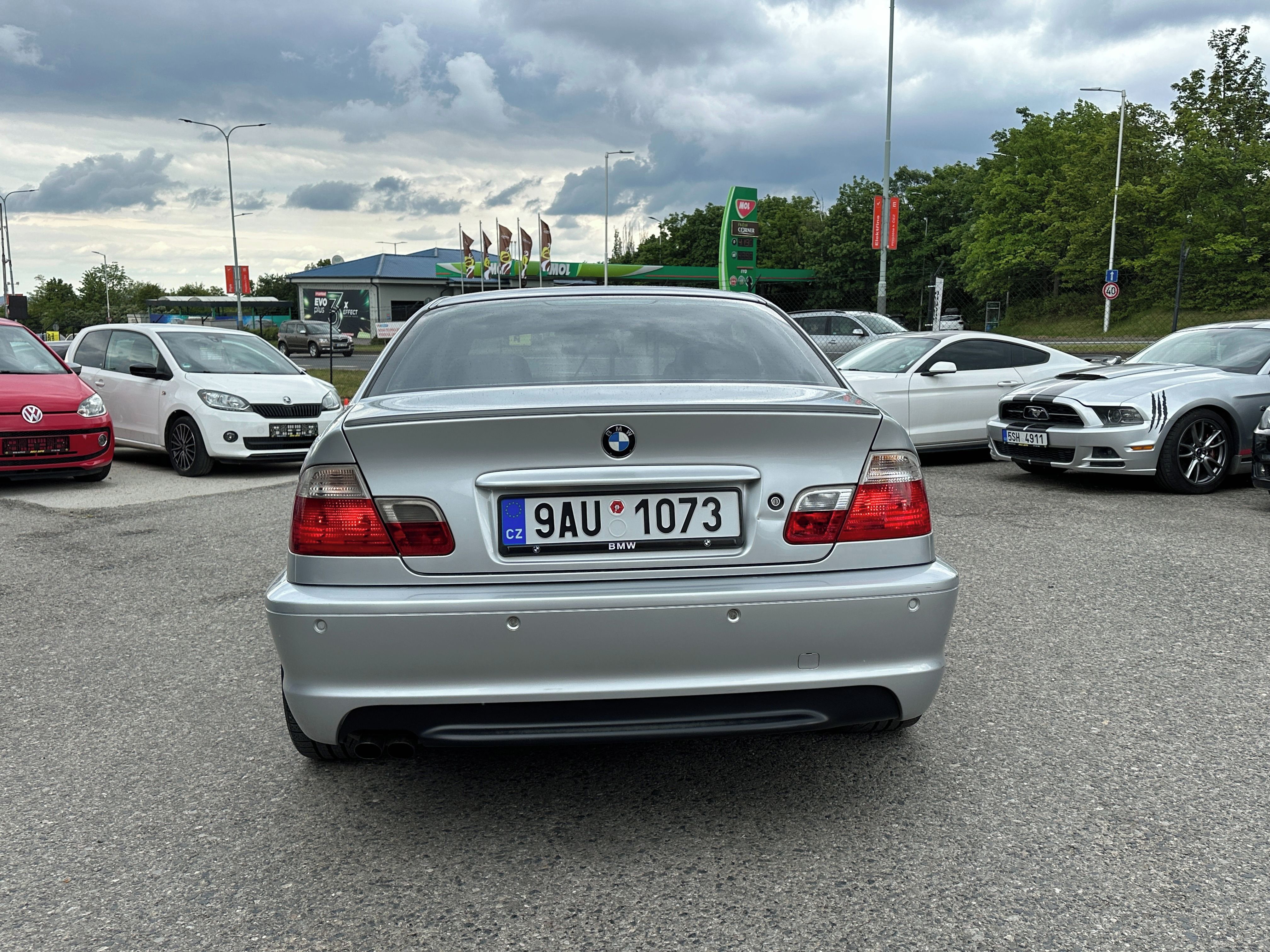 BMW Řada 3, BMW 325 2002 - fotka 6