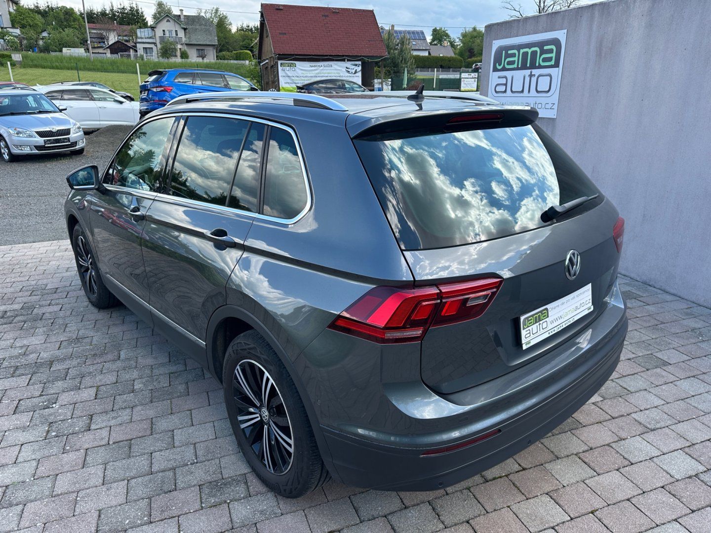Volkswagen Tiguan, 2,0TDi 140kW DSG 4x4 SOUND TAŽ - fotka 4