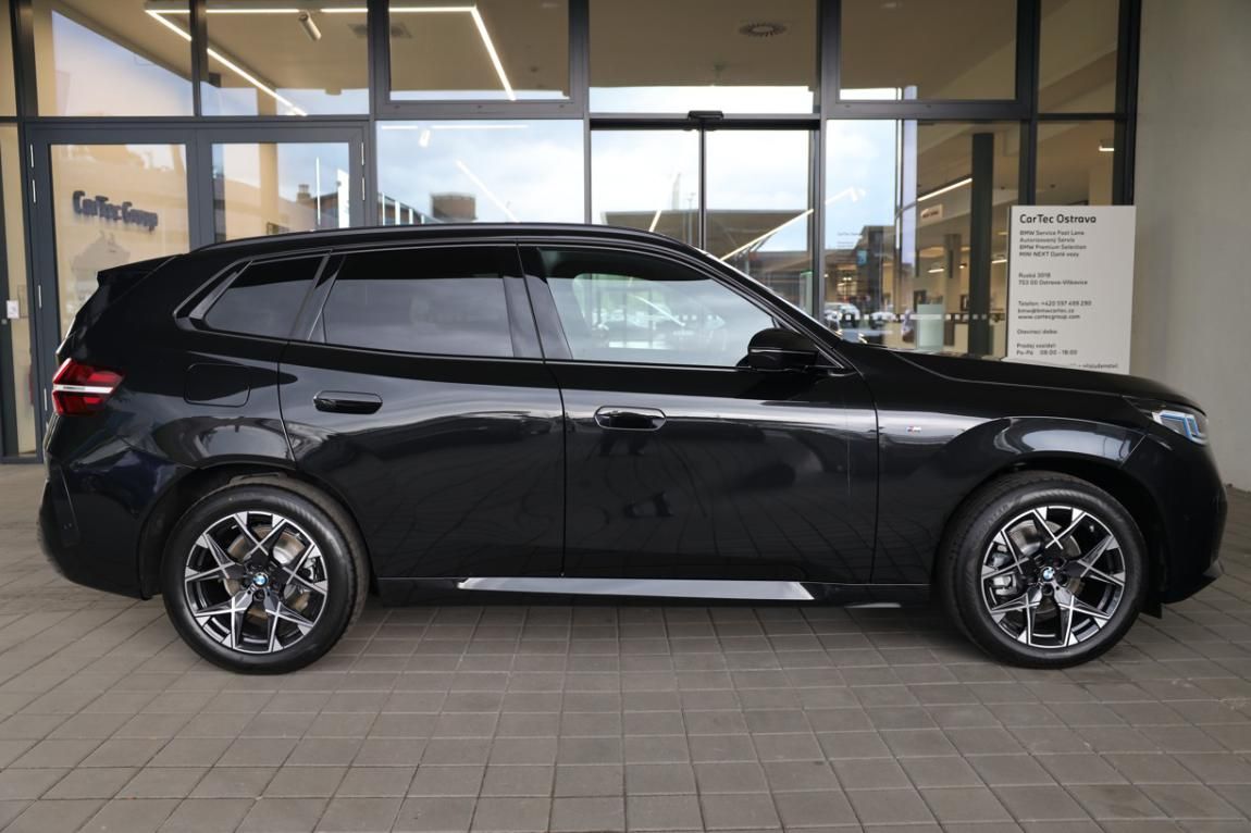 BMW X3, xDrive 40d - fotka 4