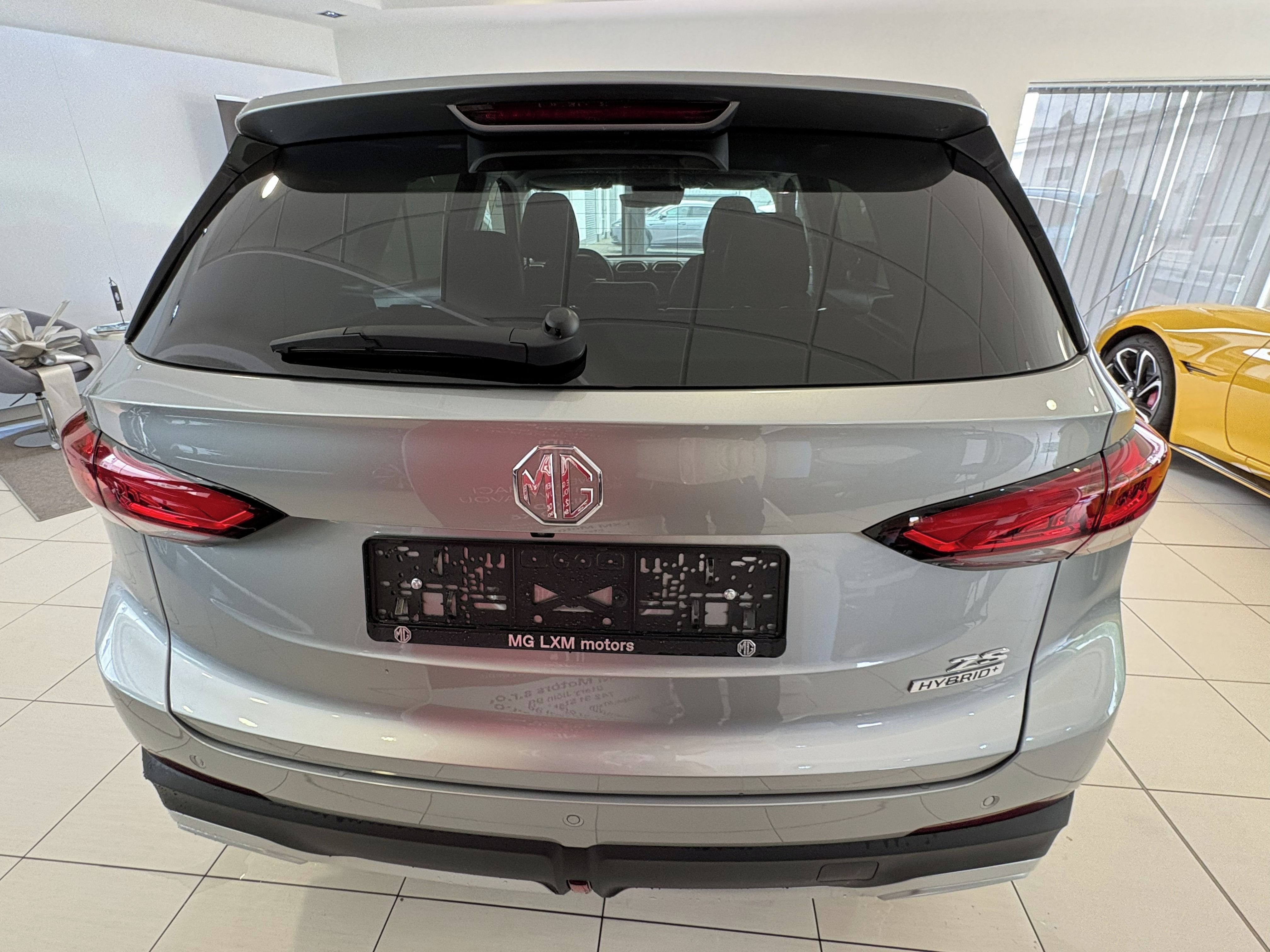 MG ZS, HEV exclusive - fotka 6