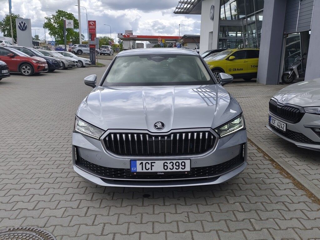 Škoda Superb, 2,0 TDI 142 kW DSG 4x4 - fotka 2