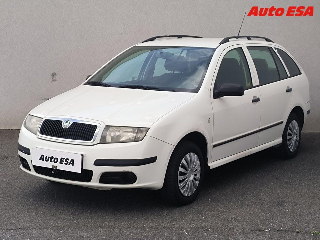 Škoda Fabia, 1.2 12V,ČR - fotka 3