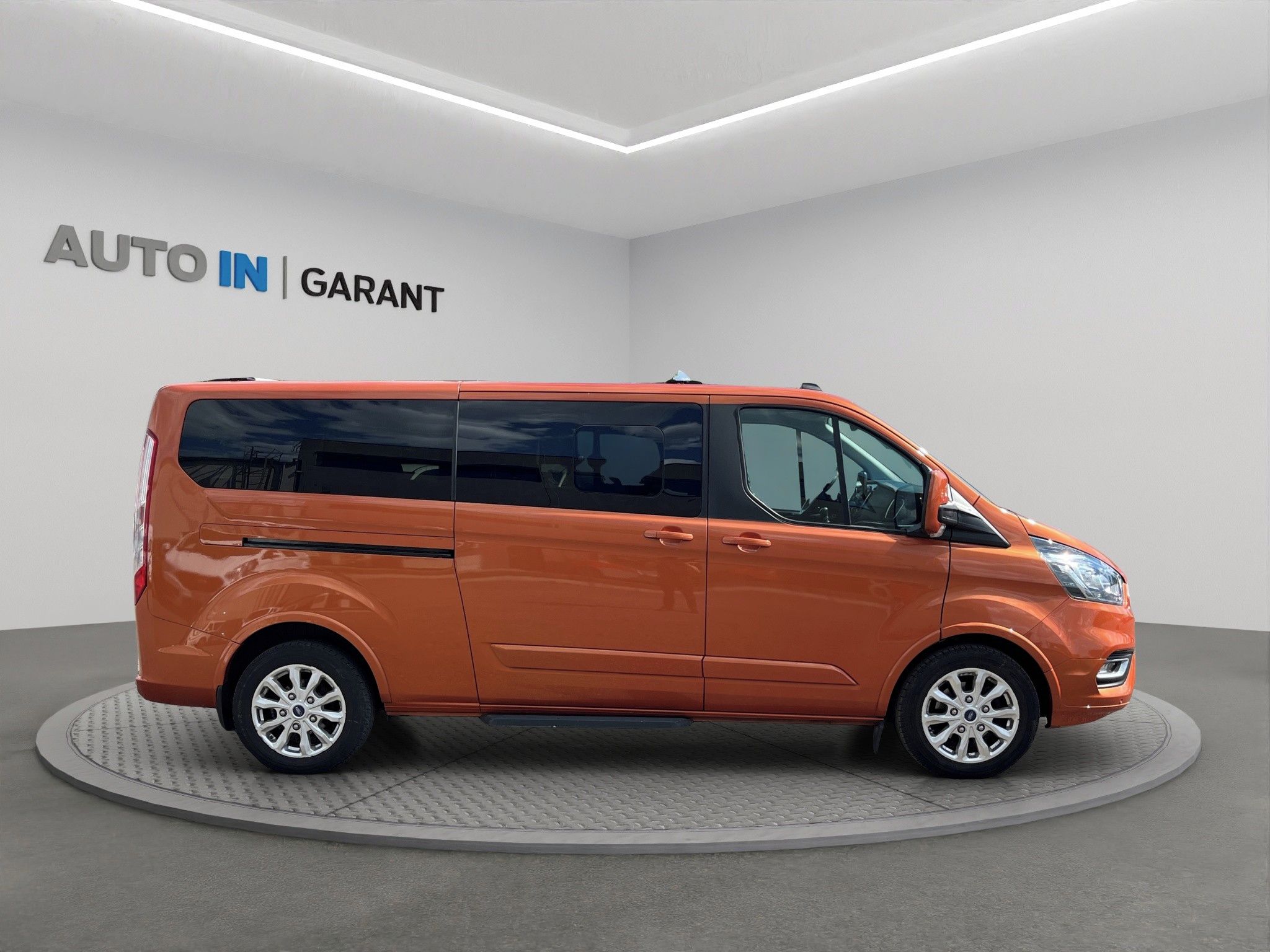 Ford Tourneo Custom, TITANIUM L2 2.0 Ecoblue 136kW, - fotka 4