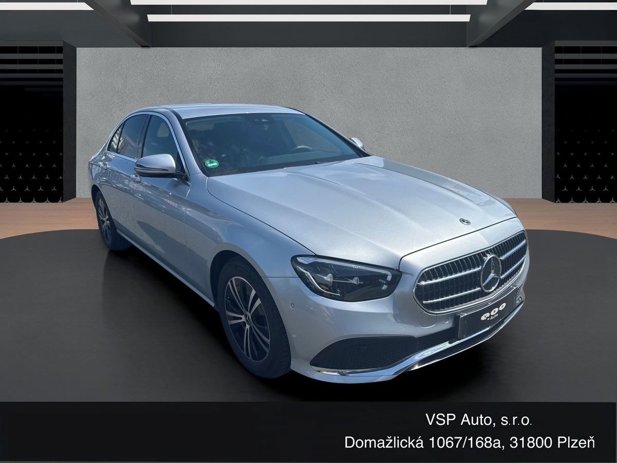 Mercedes-Benz Třídy E, AVANTGARDE 220d 4MATIC - fotka 6