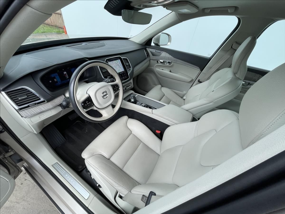 Volvo XC90, 2,0 B5 AWD Plus Bright WEBA+TZ - fotka 5