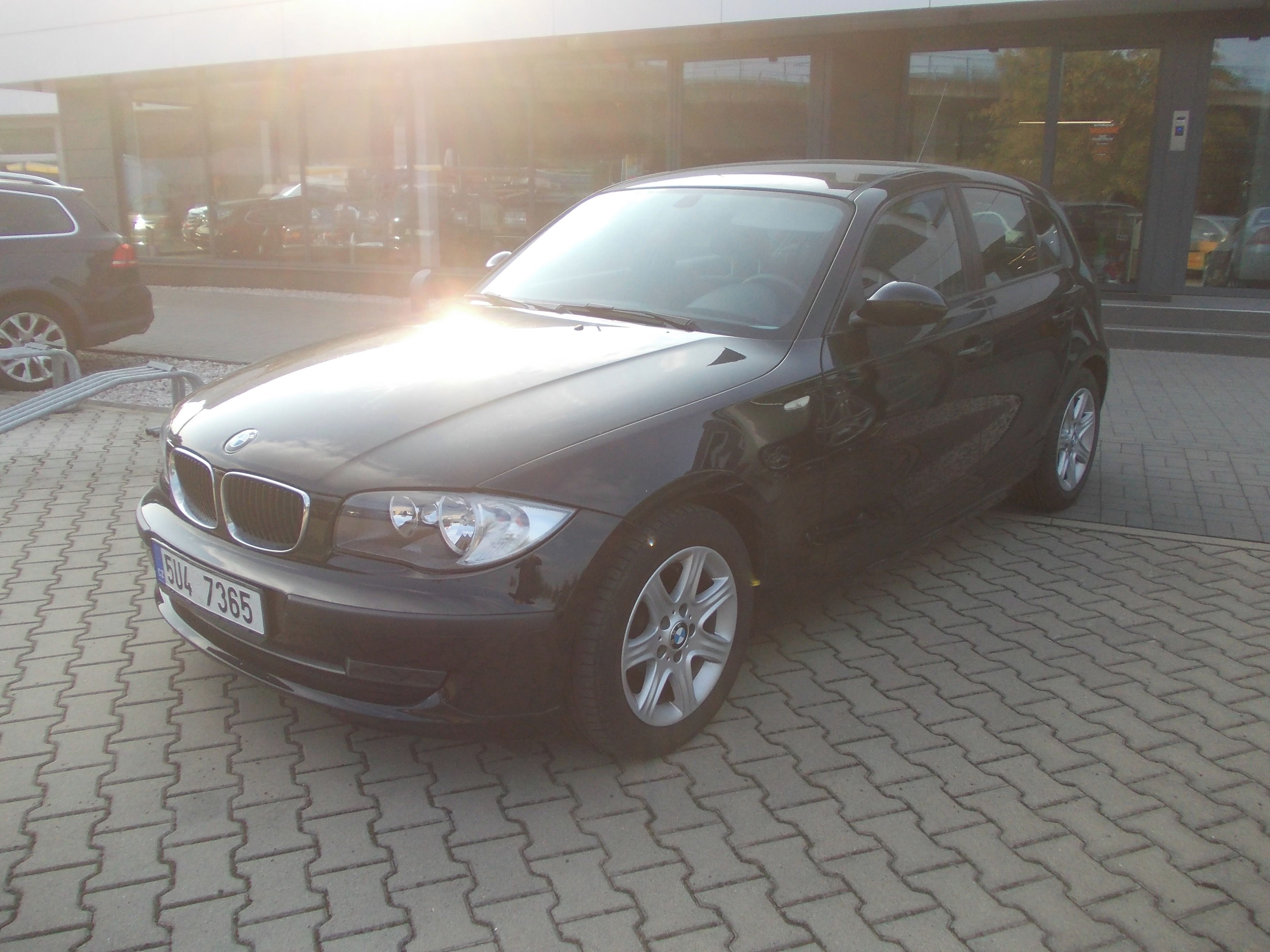 BMW Řada 1, 118D 105KW - fotka 2
