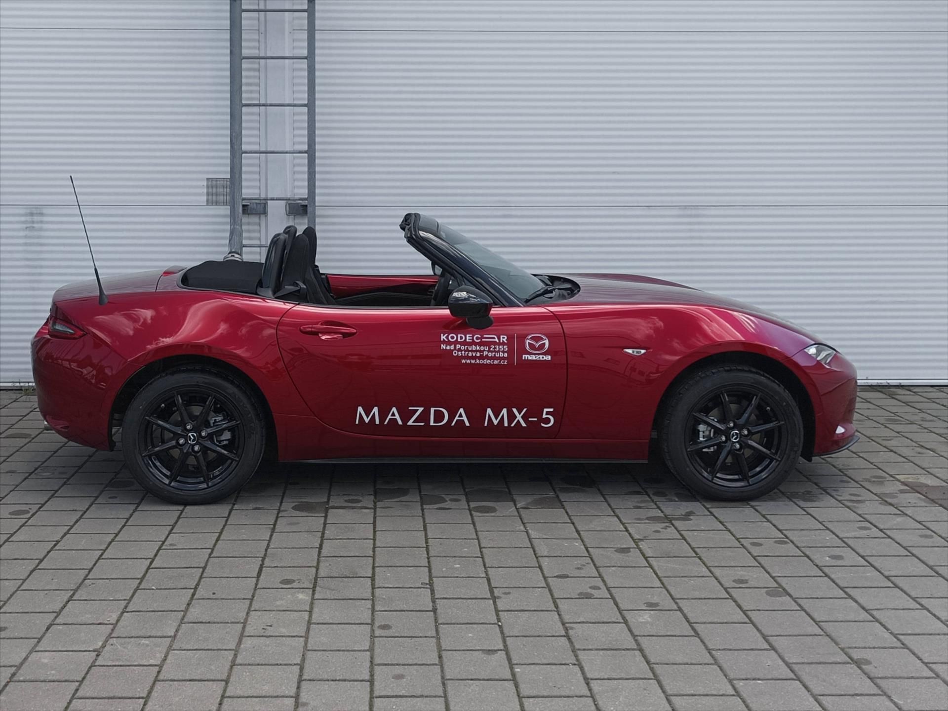 Mazda MX-5, 1,5 Skyactiv-G 132k 6MAN 4x2 - fotka 5