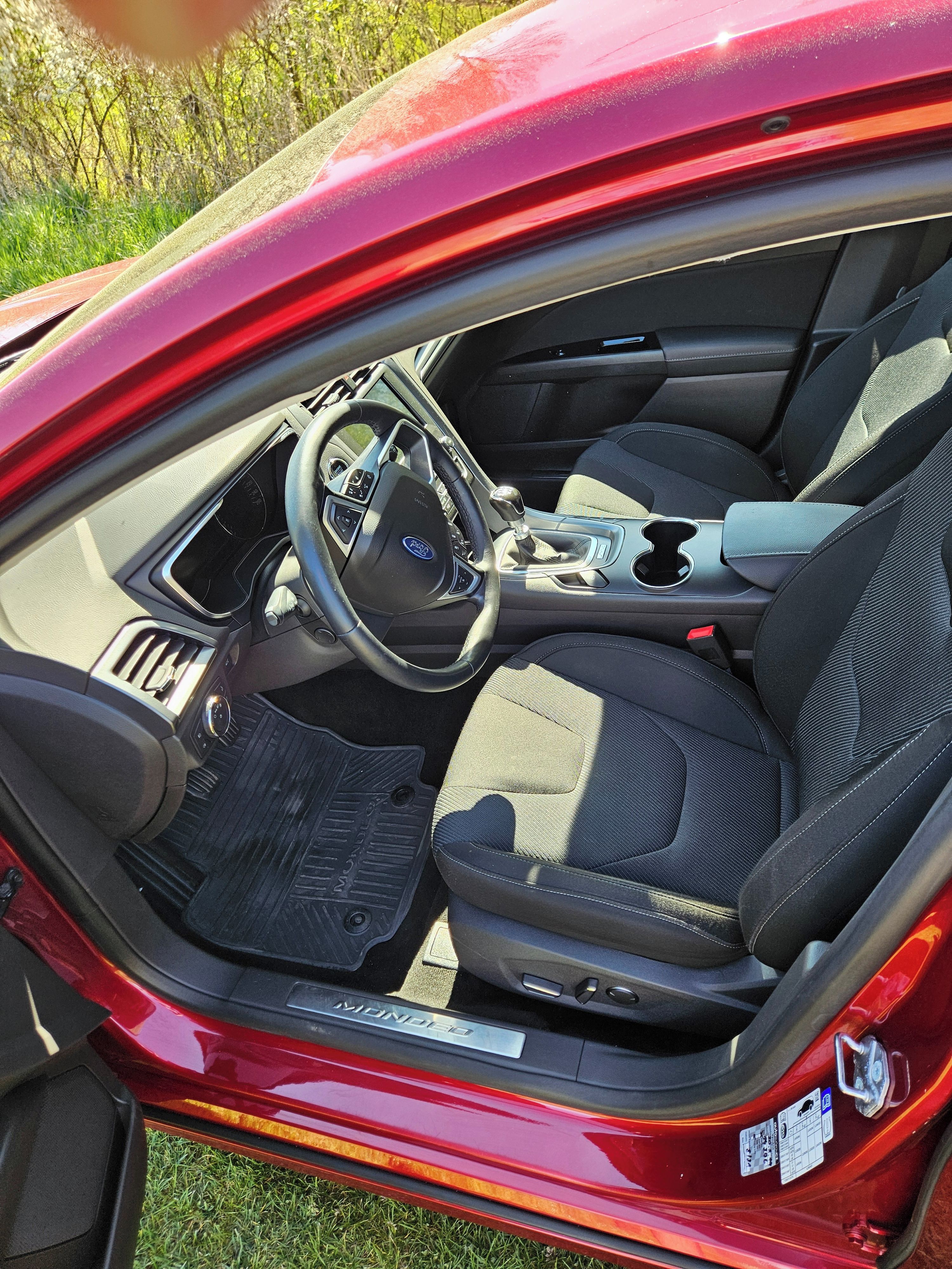 Ford Mondeo, 2.0 Tdci TITANIUM - fotka 3