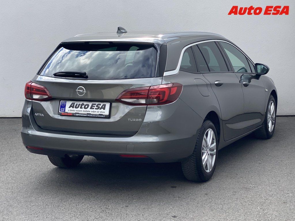 Opel Astra, 1.4 - fotka 4