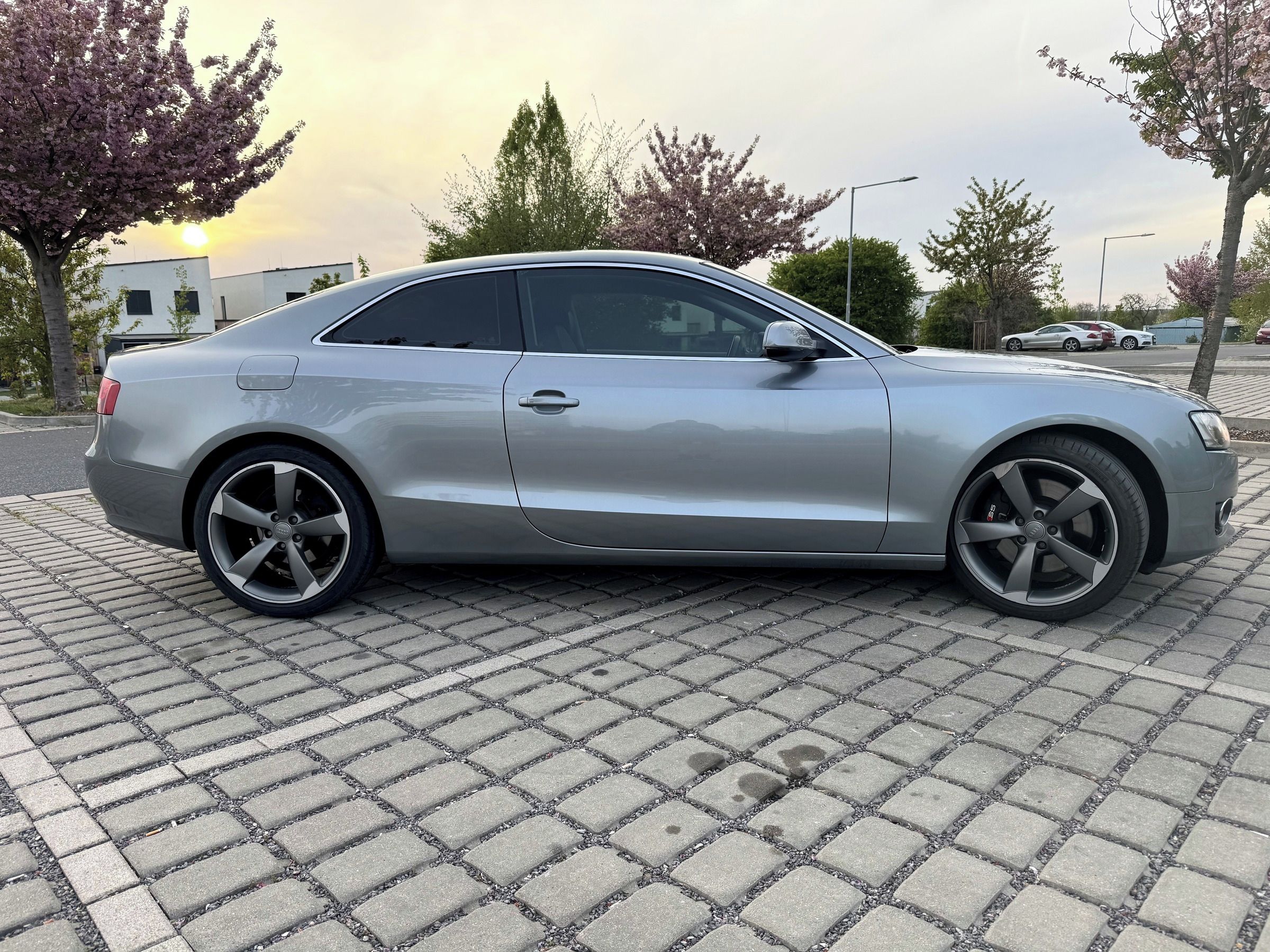 Audi A5, 2.0 TFSI - fotka 2