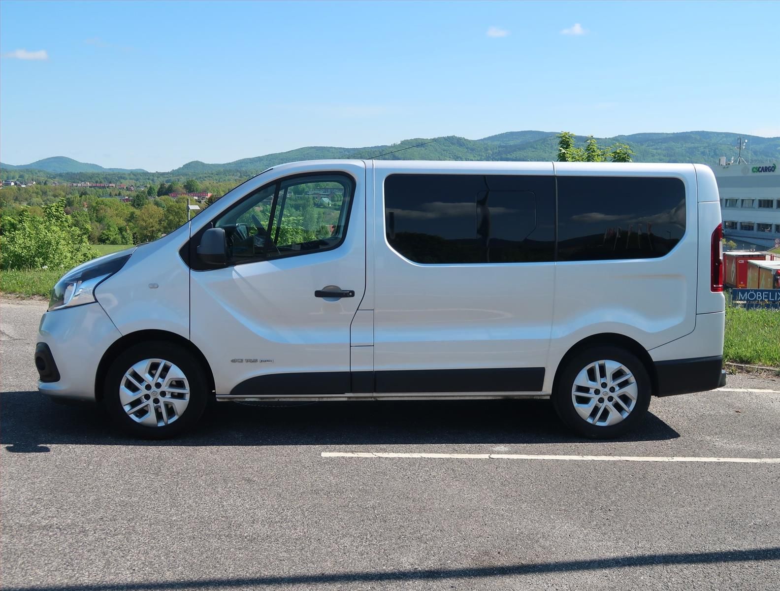 Renault Trafic, 1.6 dCi, Bus, 8Míst, Klima, ČR - fotka 3