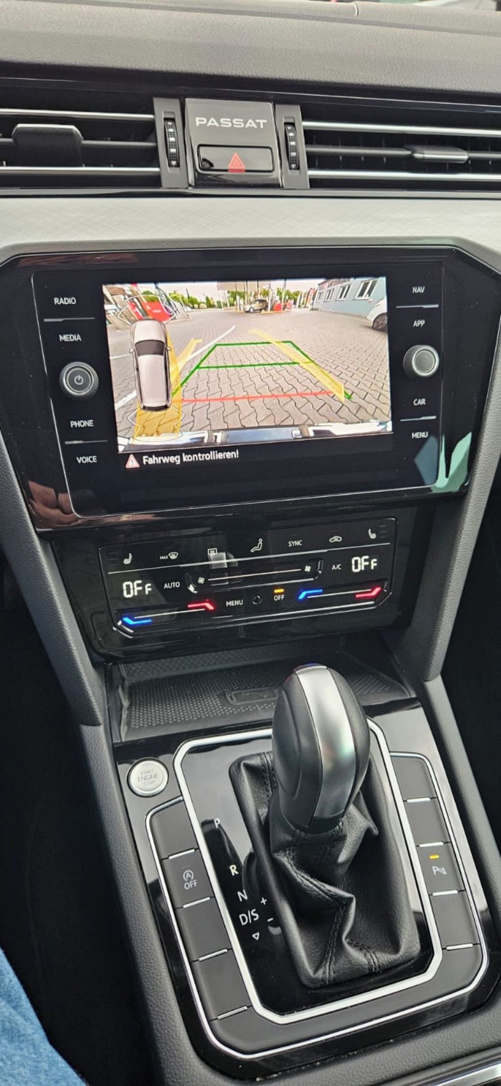 Volkswagen Passat, 2.0 tdi Sklopné Tažné zařízení - fotka 2