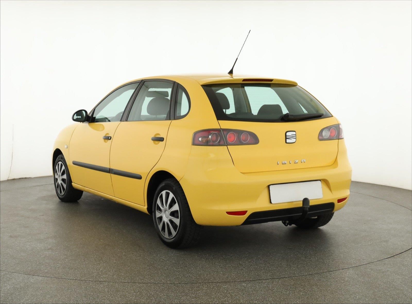 Seat Ibiza, 1.2 12V, po STK, Tažné - fotka 4