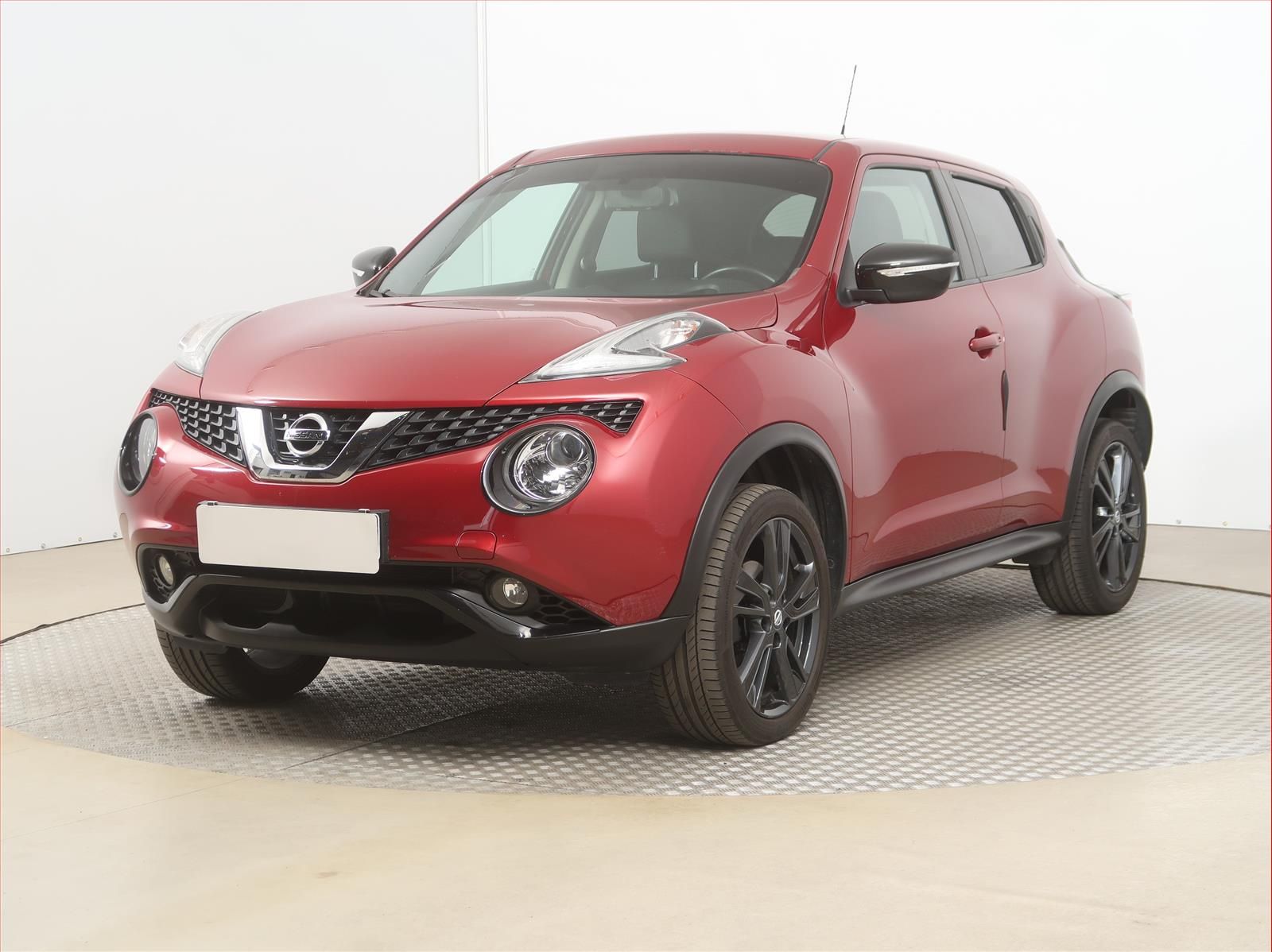 Nissan Juke, 1.6 i, Automat - fotka 2
