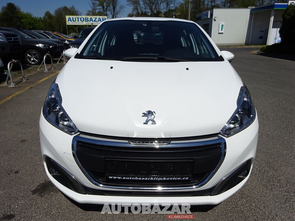 Peugeot 208, 1,2, B - fotka 2
