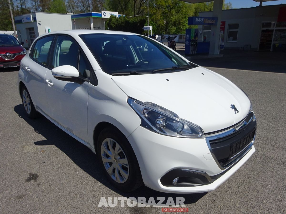 Peugeot 208, 1,2, B - fotka 3