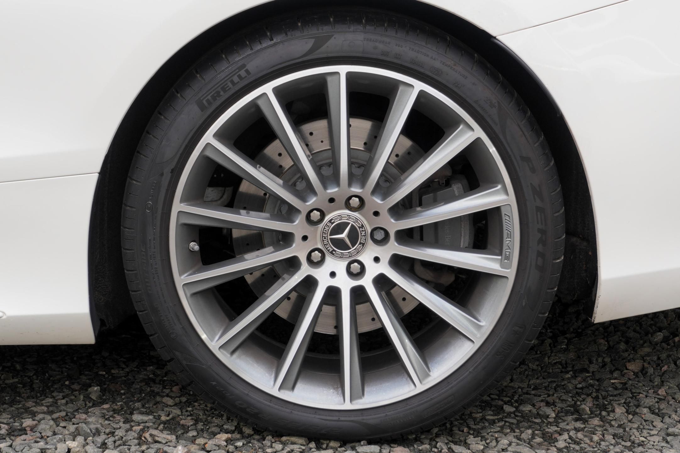 Mercedes-Benz Třídy S, S560 Coupe 4-Matic, ČR, Masáže - fotka 5