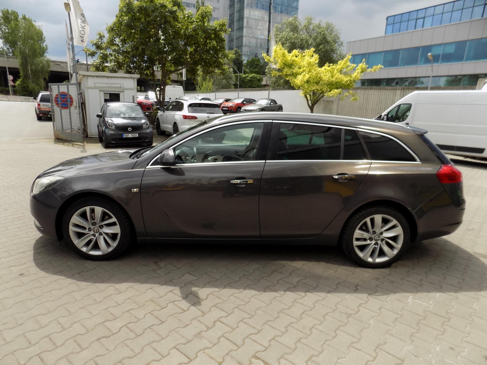Opel Insignia, 2.0 CDTi 4x4 BI Turbo Původ ČR - fotka 4