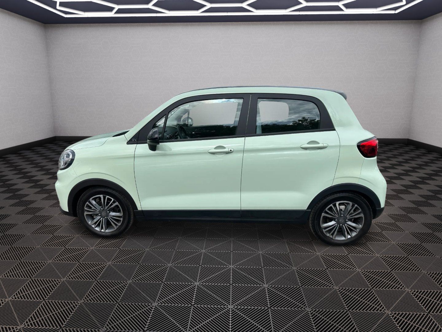 Leapmotor T03, 70KW 37,3 Kwh - fotka 4