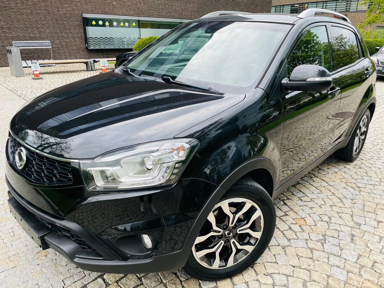 SsangYong Korando, 2.2TD 4x4 MANUÁL 1.MAJ TAŽNÉ - fotka 2
