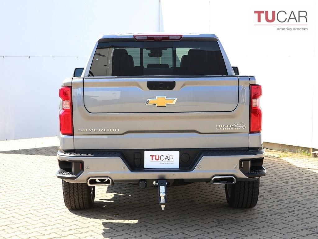 Chevrolet Silverado, High Country 6.2 V8 - fotka 5