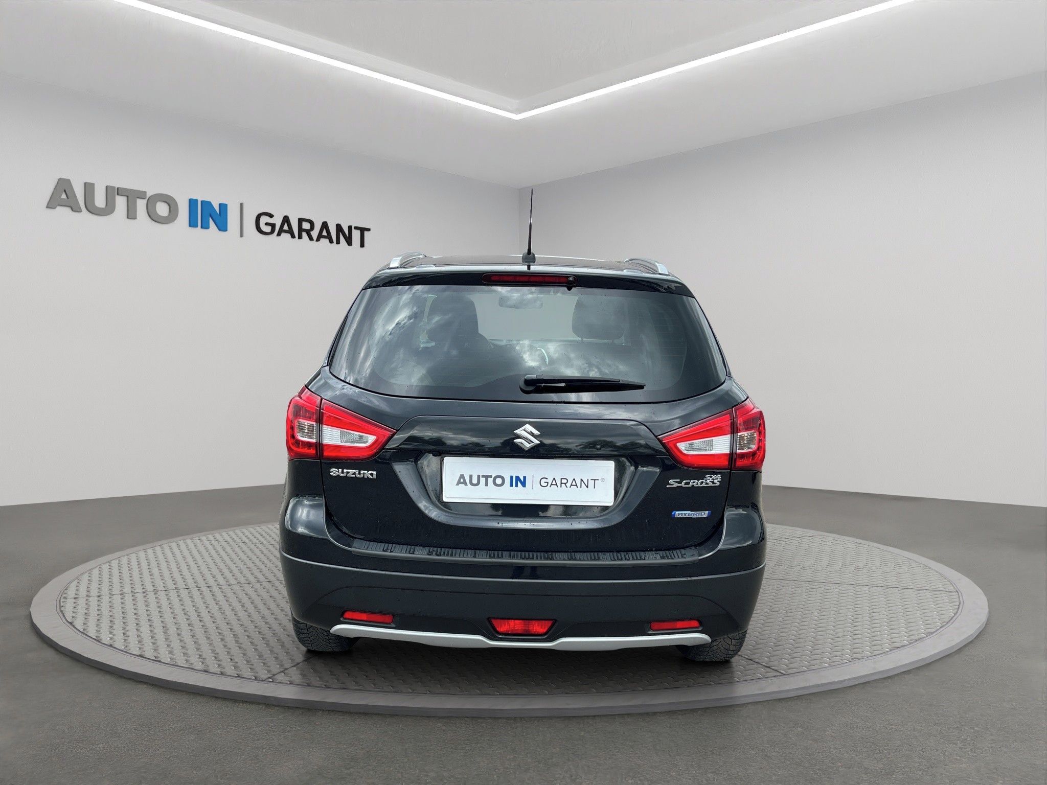 Suzuki SX4 S-Cross, 1.4 HEV 95kW 1MAJ Serv.kniha - fotka 6