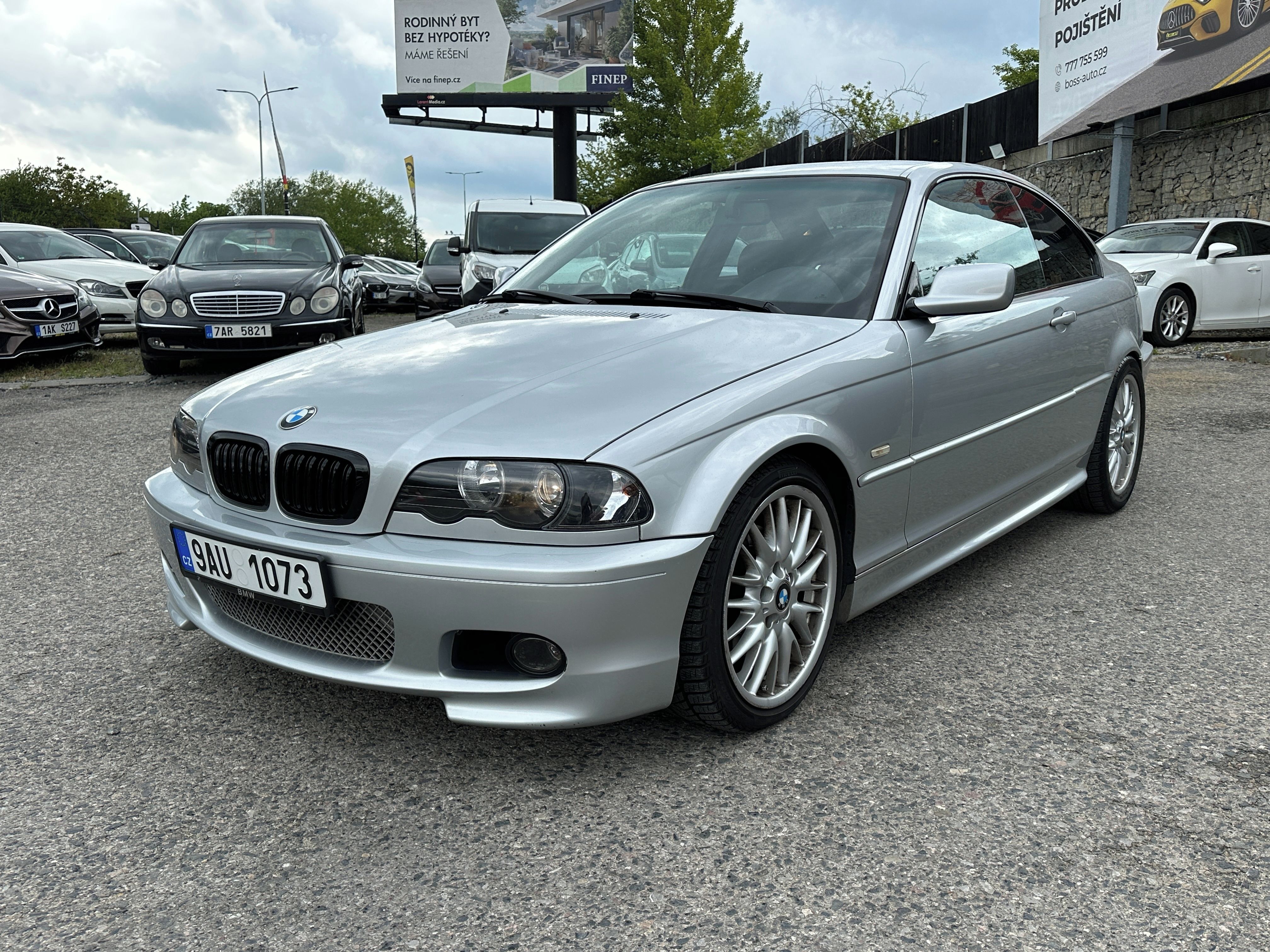 BMW Řada 3, BMW 325 2002 - fotka 3