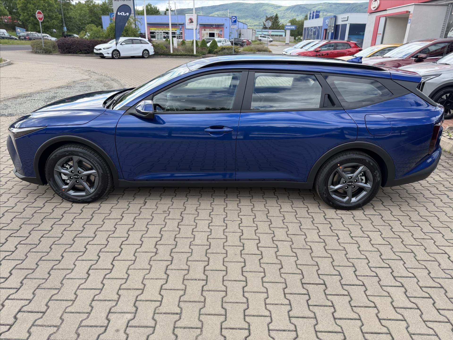 Kia K4, 1,6 T-GDi 7DCT SPIN 110 KW  SW - fotka 4