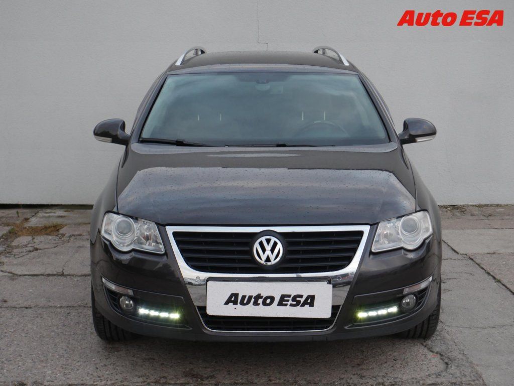 Volkswagen Passat, 2.0 TDi - fotka 2